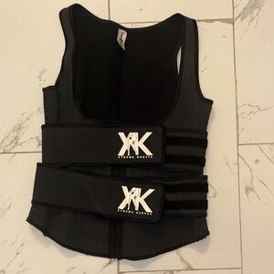 Xtreme Kurves Black Waist Trainer
